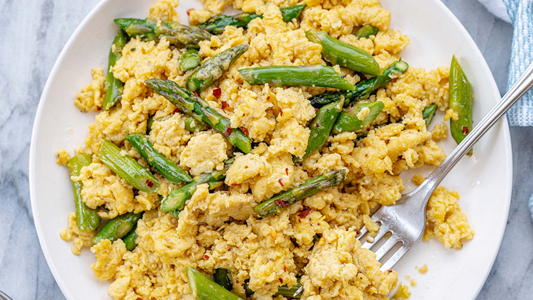 GLOW Featured Recipe: Spring Scramble